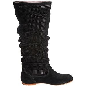 UGG Australia S/N 1947 Scrunched black suede size 9 women